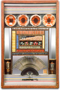 Œuvre nommée "Electronique": sculpture murale cybertrash du sculpteur Rémy Tassou. Vue principale.