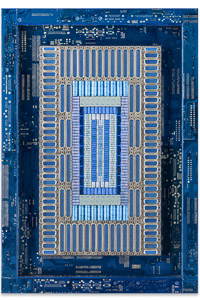 Œuvre nommée "BluRay" : sculpture murale cybertrash de Rémy Tassou. (vue principale)