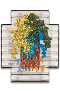 Œuvre nommée " SKYDRIVE ": sculpture murale Cybertrash de Rémy Tassou.