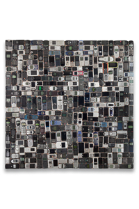 Œuvre d'art nommée "CU46" : sculpture murale cybertrash de Rémy Tassou.