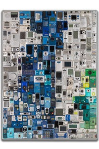 œuvre nommée "Babyliss" : sculpture murale cybertrash de Rémy Tassou.