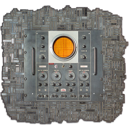 Œuvre nommée "Dumont": sculpture murale cybertrash de Rémy Tassou. (vue principale, vignette)