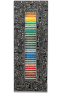 Œuvre nommée "Ligthroom": sculpture murale cybertrash de et avec Rémy Tassou. Vue principale (vignette)