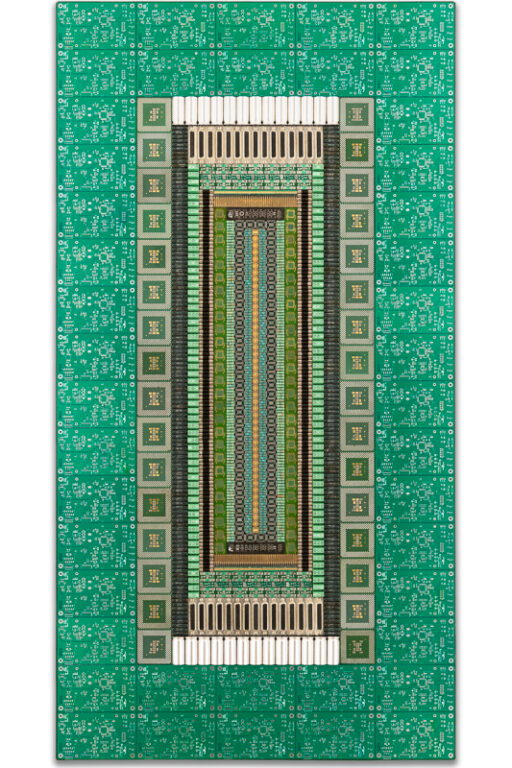 Œuvre nommée "Mistral ": tableau cybertrasth du sculpteur Rémy Tassou. (vue principale)